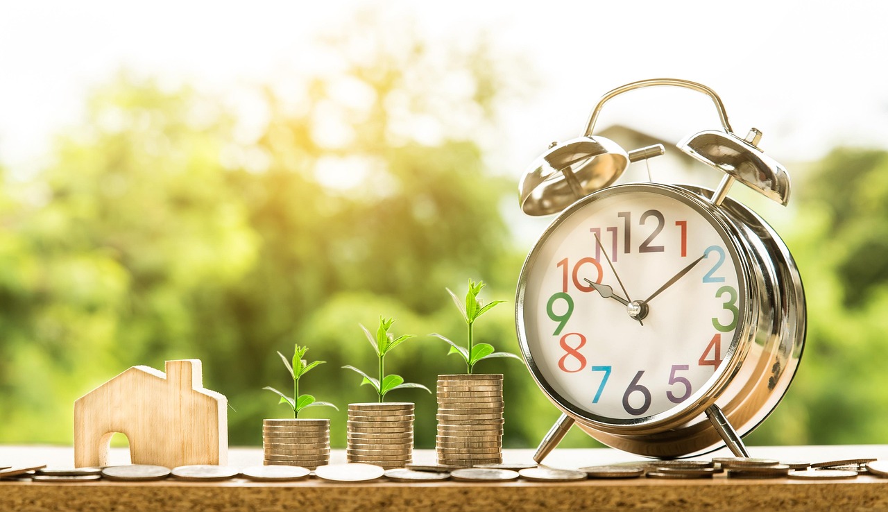 Financial Communication and Conflict Resolution