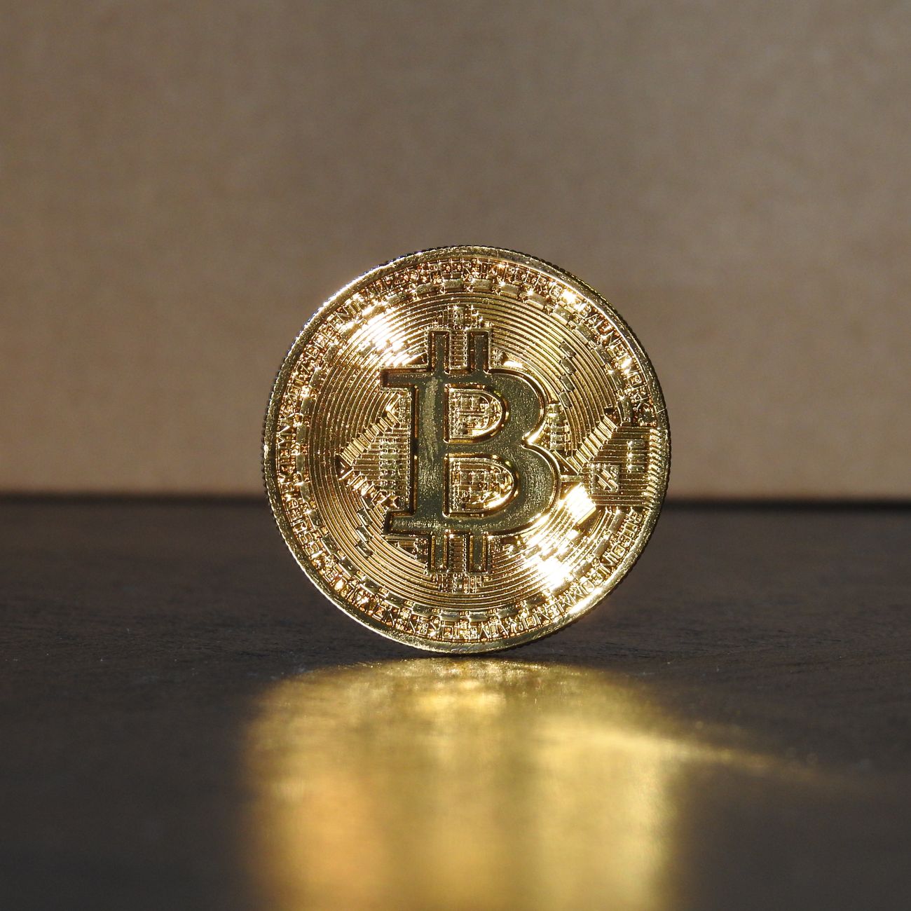 Authentication and Authorization in Art Blockchain Security
