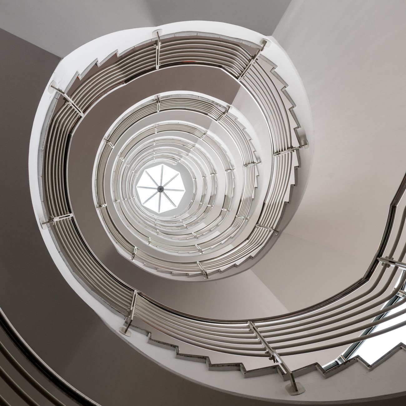 Compliance and Auditing in Genomics Regulation