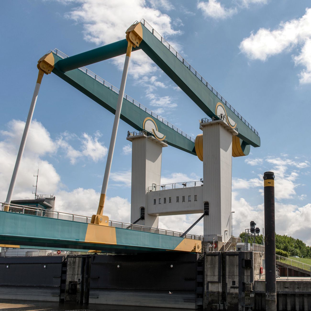Steel Bridge Design.