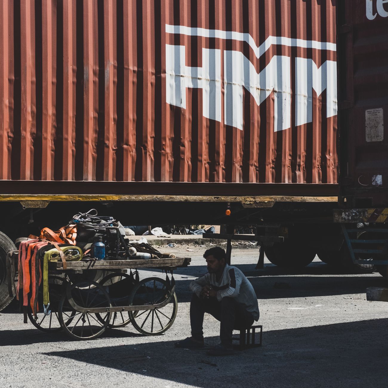 Logistics and Distribution in Food Supply Chains  
