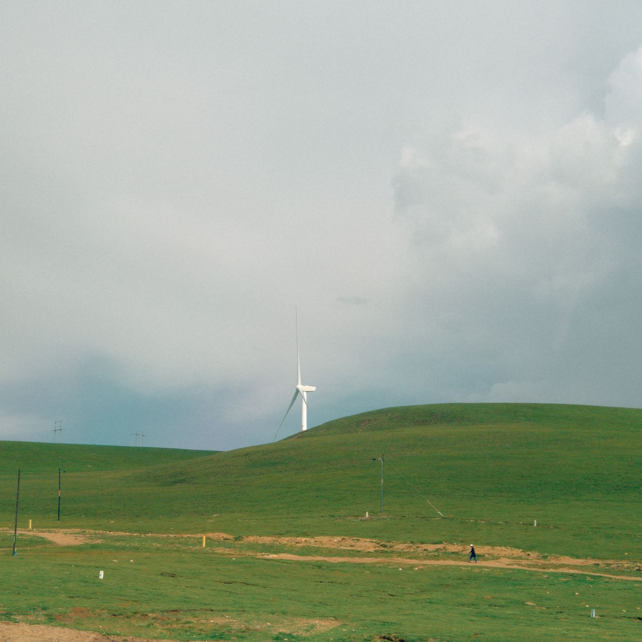 Introduction to Renewable Energy Project Development