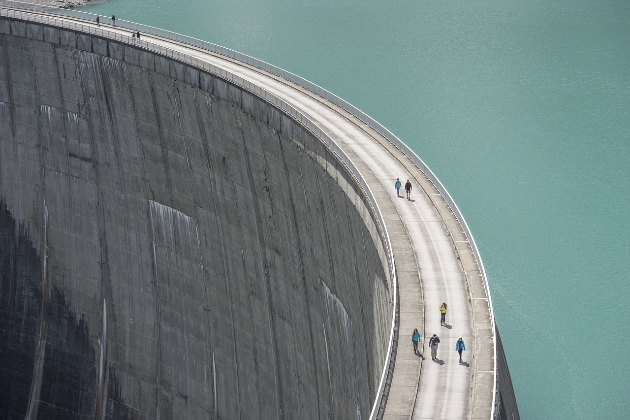 Principles of Water Desalination Engineering