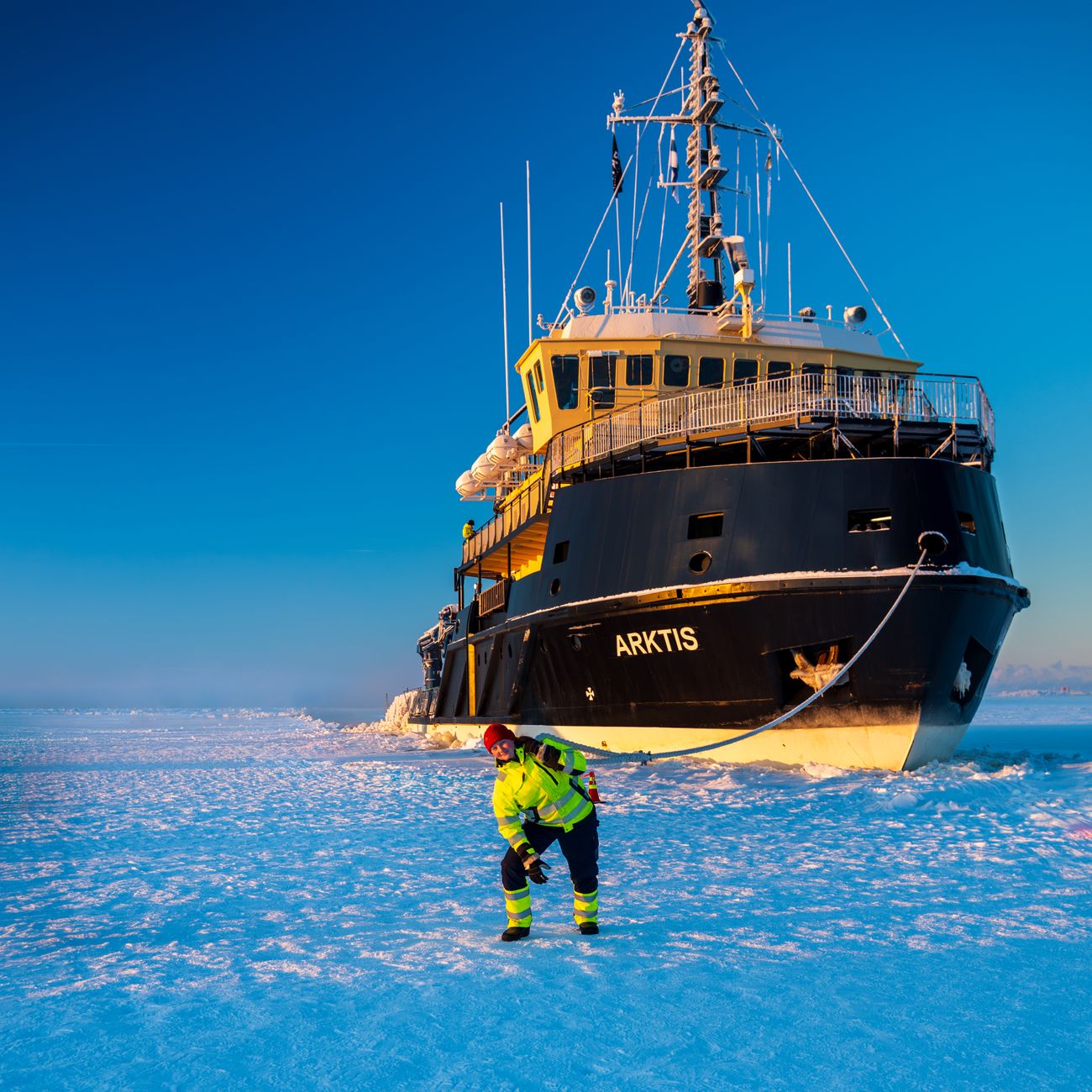 Marine Cartography and Geographic Information Systems