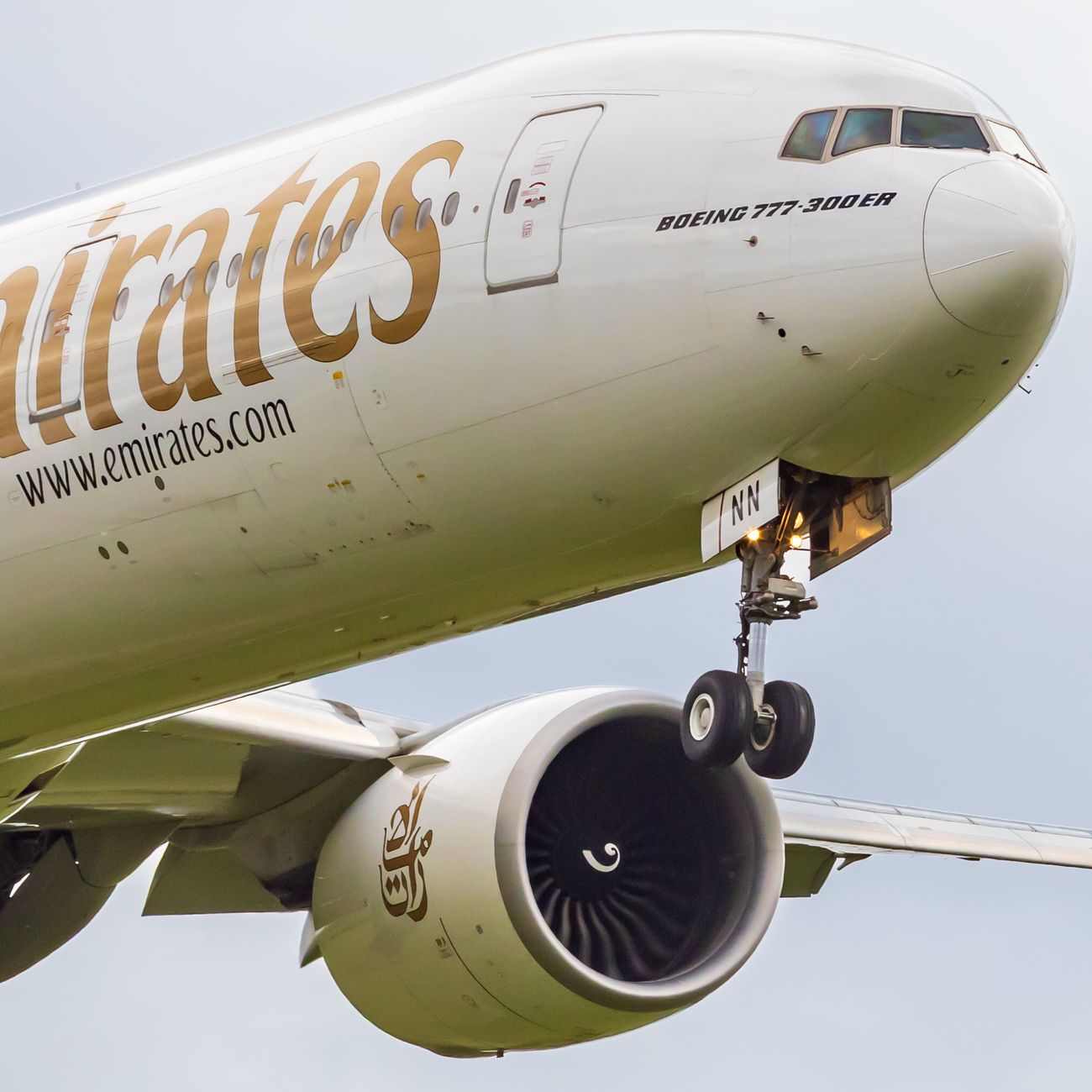 AI-Driven Aircraft Maintenance and Predictive Analytics